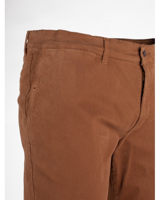 Pantalon chino peau de pêche 1214 grande taille noisette