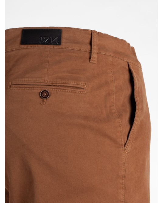 Pantalon chino peau de pêche 1214 grande taille noisette