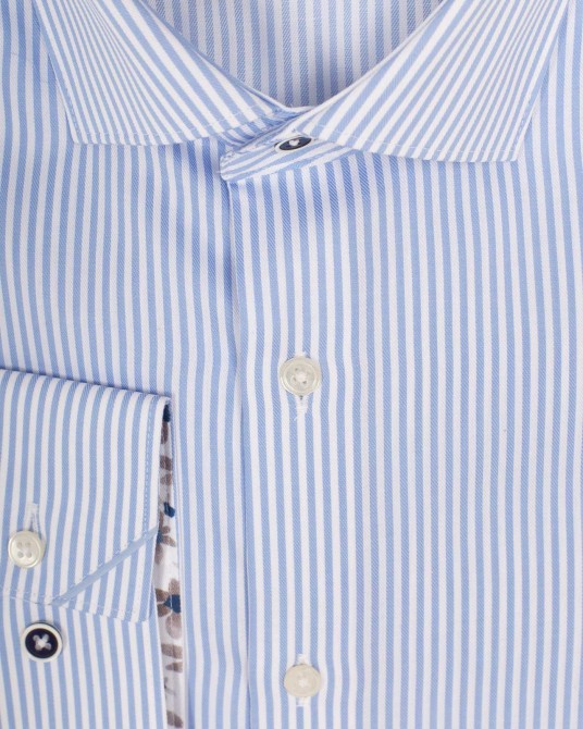 Chemise à rayures bâton grande taille bleu clair