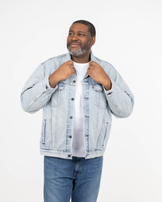 Veste en jean grande taille sale