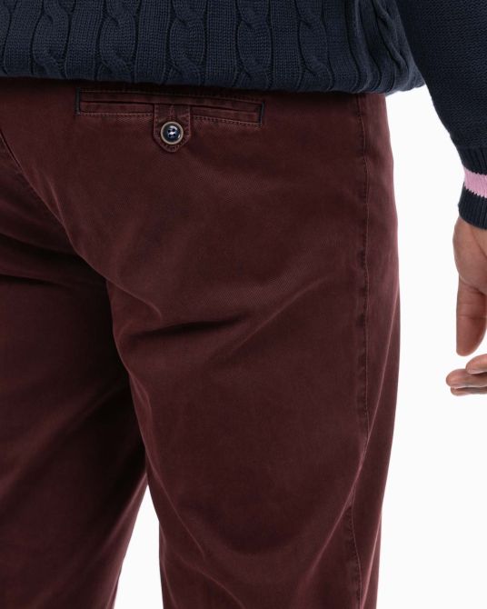 Pantalon chino armuré grande taille bordeaux