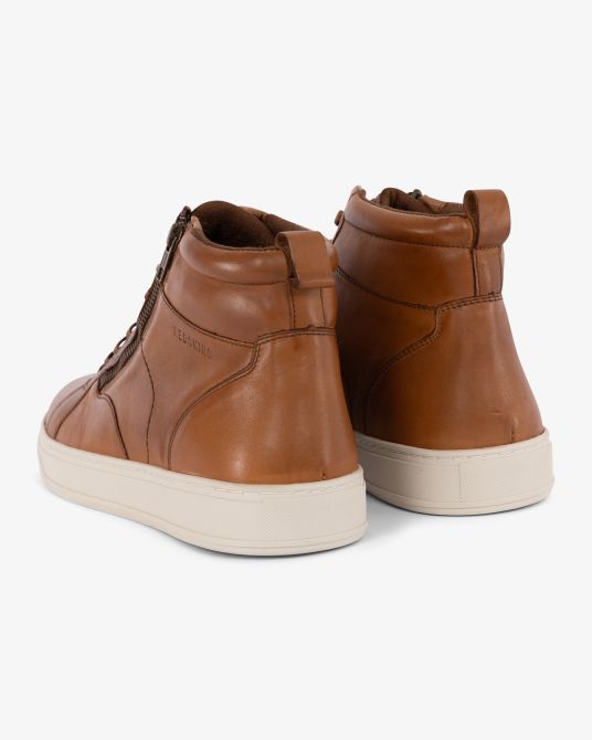 Sneakers en cuir montantes grande taille cognac