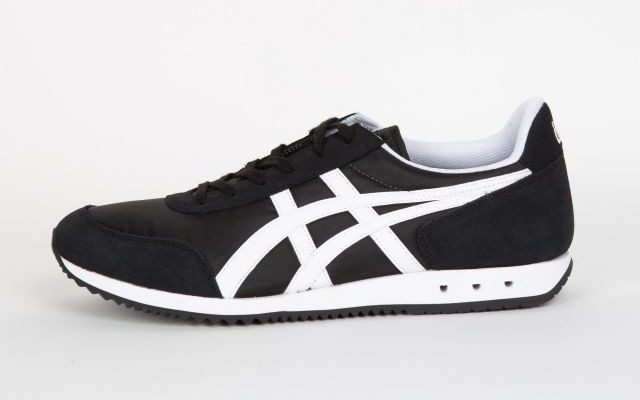 Sneakers grande taille noire Onitsuka Tiger