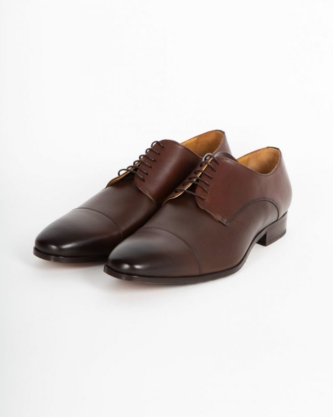 Chaussure Derby marron pour un mariage 